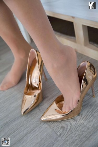 無碼國產(chǎn)精品成人午夜視頻